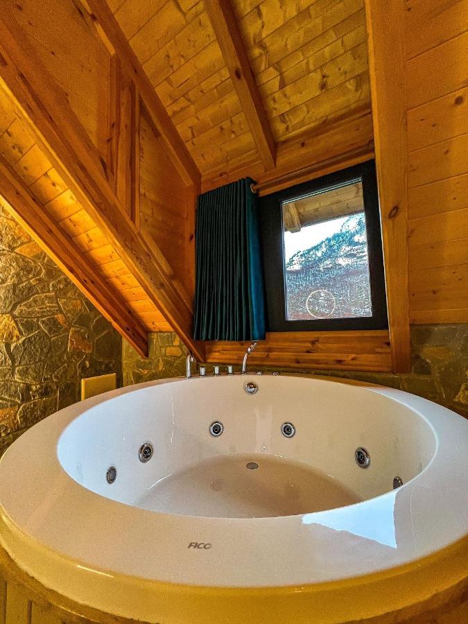 Kulla E Bajraktarit 4* Boge
